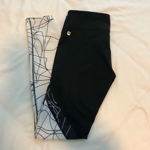 Fabletics Salar Mesh Powerhold legging